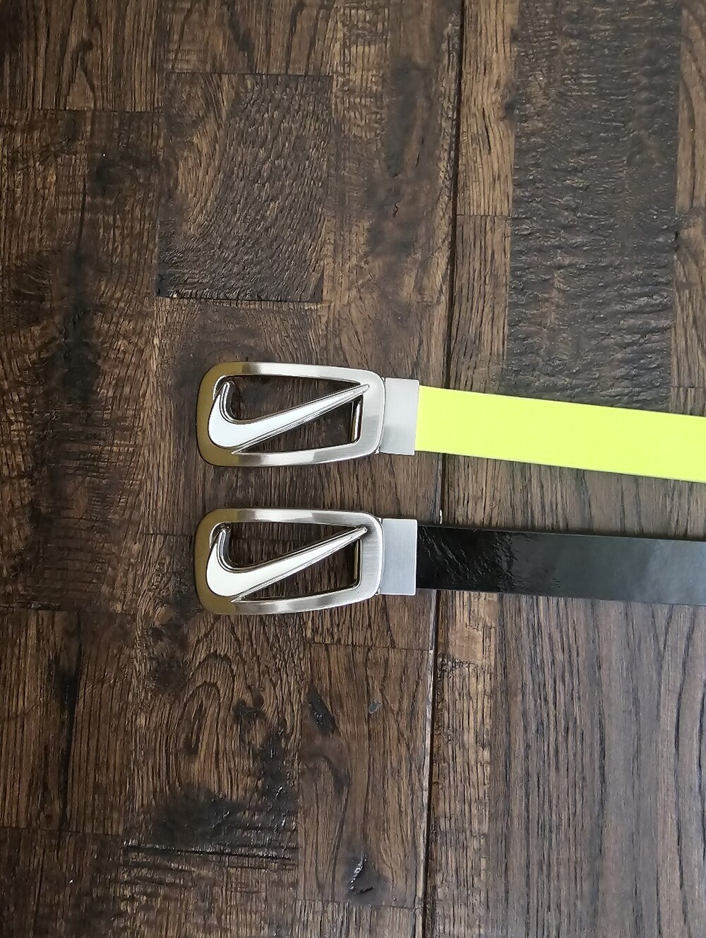 NIKE YOUTH GOLF BELTS SIZE MED.
